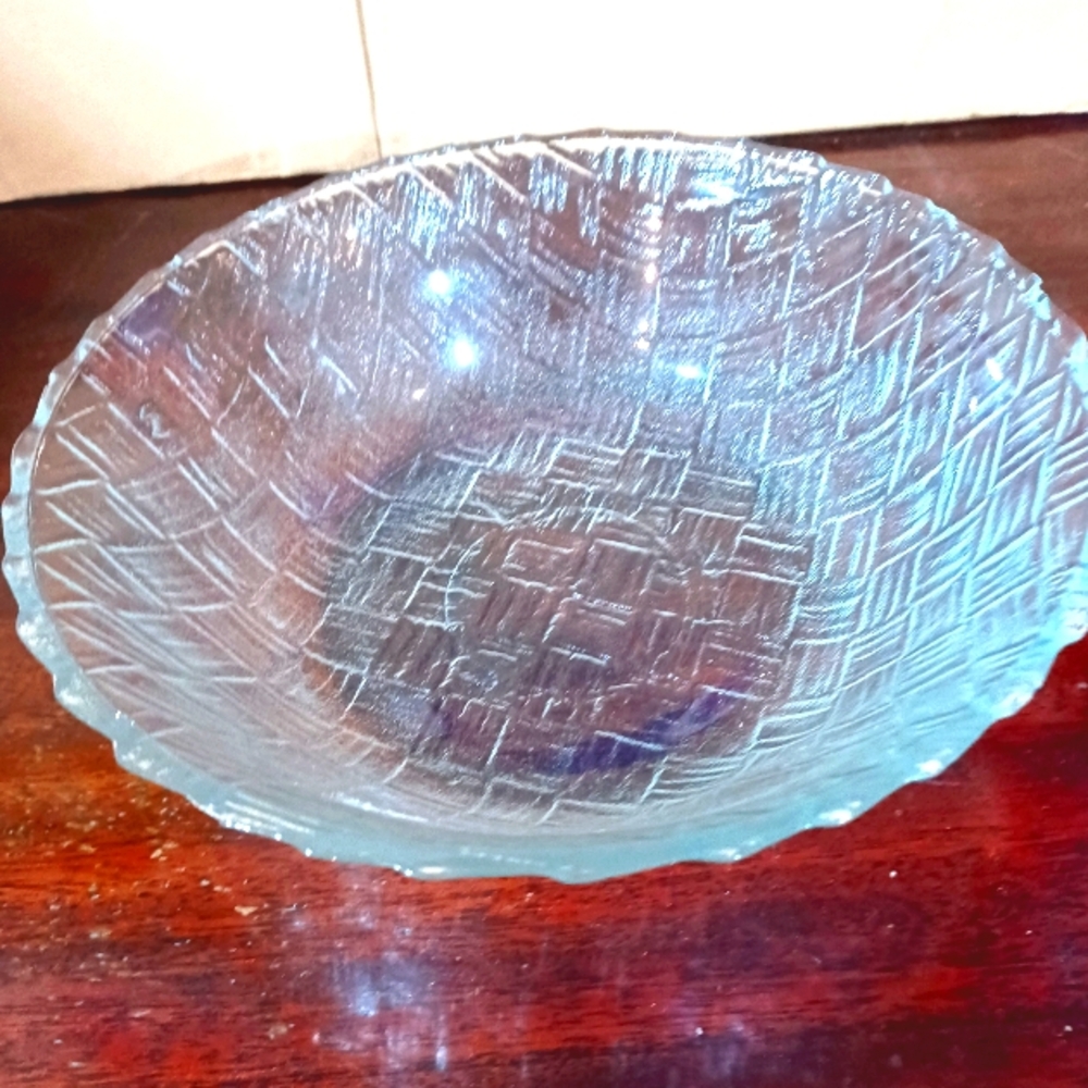 Vintage Indiana glass company bowl
